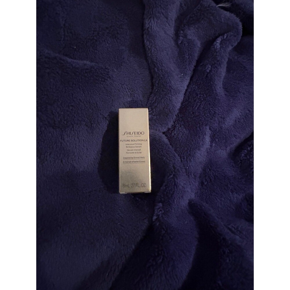 Shiseido serum 8ml